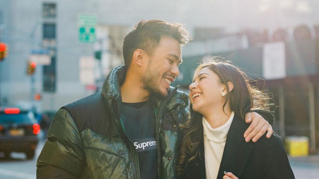 8 Kemesraan Jessica Mila-Yakup Hasibuan Dari Pacaran Hingga Dilamar Romantis 8 Kemesraan Jessica Mila-Yakup Hasibuan Dari Pacaran Hingga Dilamar Romantis
