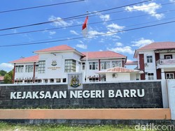 Kejari Barru Selidiki Dugaan Korupsi Insentif Imam Masjid-Guru Mengaji