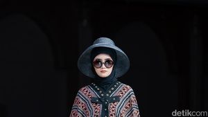 10 Busana Muslim di Jogja Fashion Week 2022, Tema Labuan Bajo - Borobudur