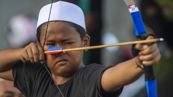Serunya Lomba Panahan Tradisional di Palu