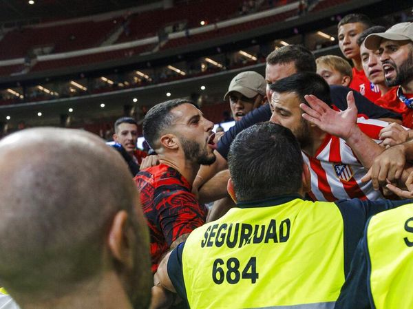 Foto: Atletico Kalah, Pemainnya Marah dan Ribut sama Fans Sendiri