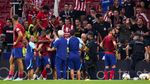 Foto: Atletico Kalah, Pemainnya Marah dan Ribut sama Fans Sendiri