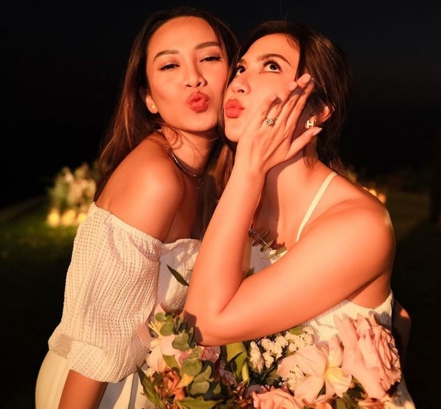 Merdianti Octavia Sahetapy/Foto: instagram.com/merdioctav Merdianti Octavia Sahetapydi acara lamaran Jessica Mila