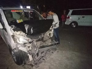 4 Mobil Tabrakan Beruntun di Depan SPBU Abiantuwung Tabanan 4 Mobil Tabrakan Beruntun di Depan SPBU Abiantuwung Tabanan