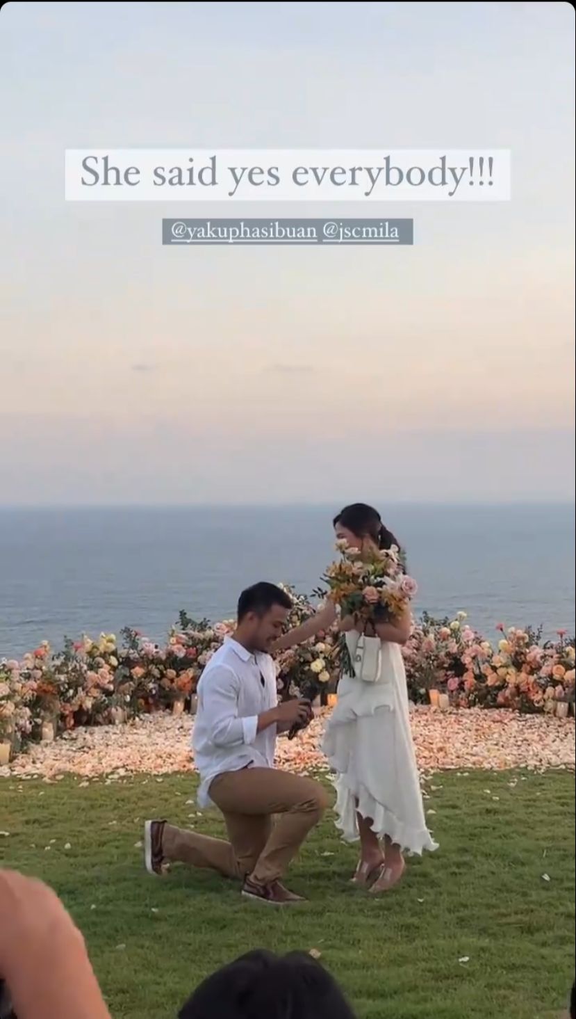Momen Lamaran Jessica Mila dan Yakup Hasibuan