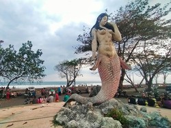 Potret Pantai Delod Berawah Jembrana yang Jadi Favorit Wisatawan Lokal