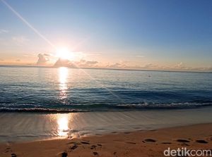 Sunrise Terbaik dari Likupang Ada di Pantai Paal, Yuk Intip! Sunrise Terbaik dari Likupang Ada di Pantai Paal, Yuk Intip!
