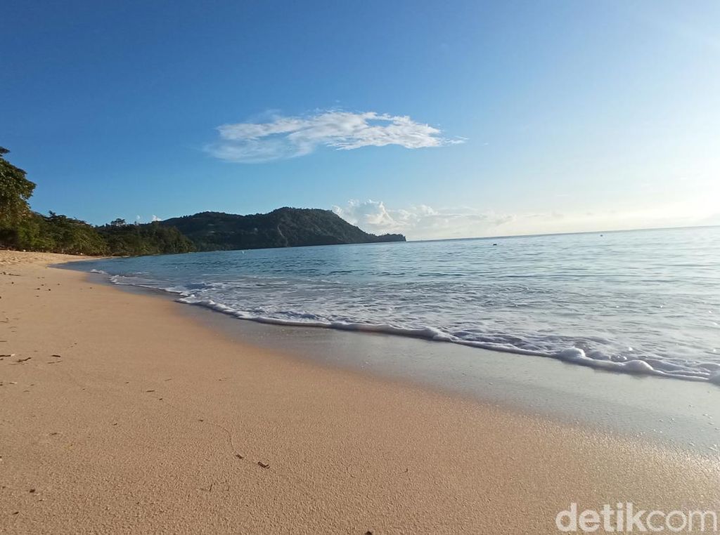 Pantai Halal Paal di Likupang, Wisatawan Nggak Boleh Mabuk-mabukan