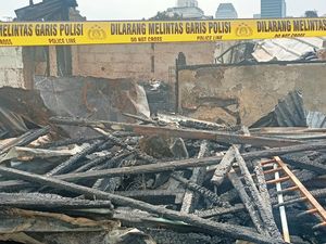 Instalasi Listrik Permukiman Padat di Simprug Dievaluasi Usai Kebakaran Instalasi Listrik Permukiman Padat di Simprug Dievaluasi Usai Kebakaran