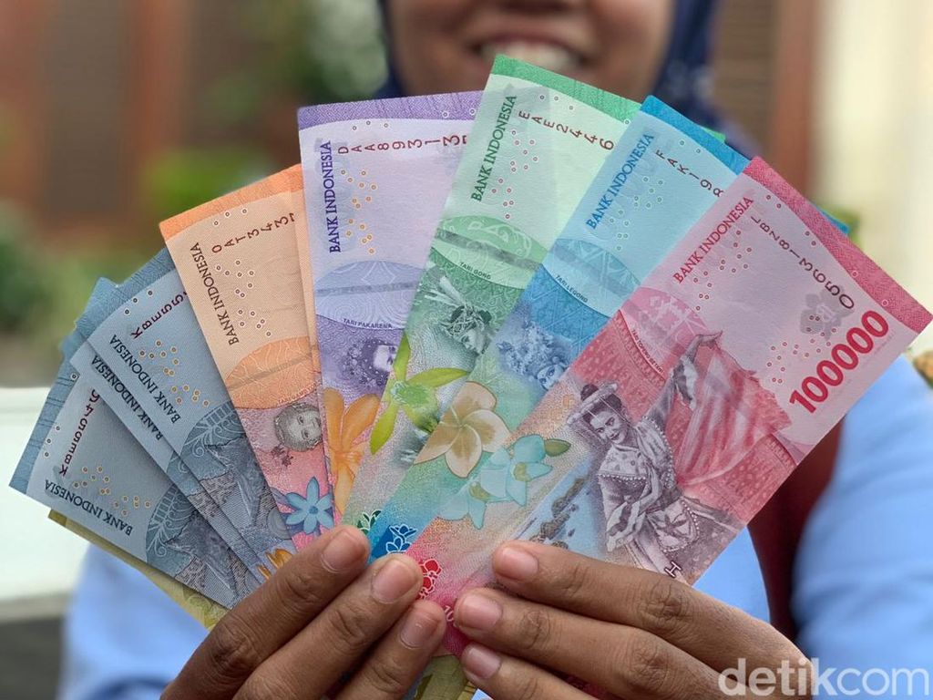 Mau Tukar Uang Baru di Surabaya? Catat Tanggal dan Lokasinya Rek!