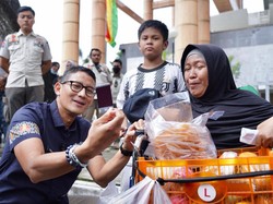 Populer: Sandiaga Tak Takut Diembargo AS, Tak Bisa Makan McD, Makan Baba Rafi