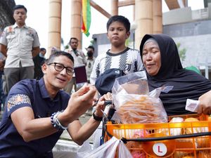 Sandiaga Tak Takut Diembargo AS: Tak Bisa Makan McD, Makan Baba Rafi Sandiaga Tak Takut Diembargo AS: Tak Bisa Makan McD, Makan Baba Rafi