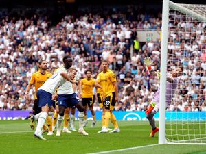 Awas, Tottenham Mematikan Lewat Bola Mati