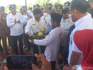 Tradisi Slametan Wiwit di Lamongan Terasa Istimewa karena Dihadiri Mentan
