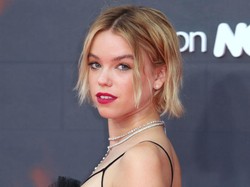 Supergirl Versi Targaryen Muda