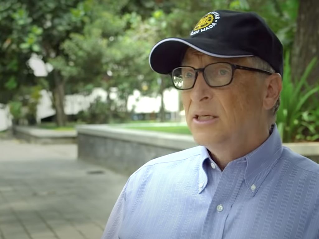 Momen Bill Gates Pakai Blangkon di Yogya, Lepas Nyamuk Wolbachia Momen Bill Gates Pakai Blangkon di Yogya, Lepas Nyamuk Wolbachia
