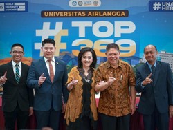 Blak-blakan Ayah-Ibu-2 Anak Jadi Doktor Hukum Unair, Raih 3 Rekor MURI