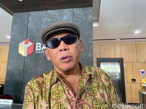 Eggi Sudjana Ajukan Gugatan Sengketa Pendaftaran Pemilu 2024 ke Bawaslu Eggi Sudjana Ajukan Gugatan Sengketa Pendaftaran Pemilu 2024 ke Bawaslu