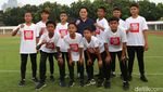 Erick Thohir Main Bola Bareng Tim Remaja Indonesia