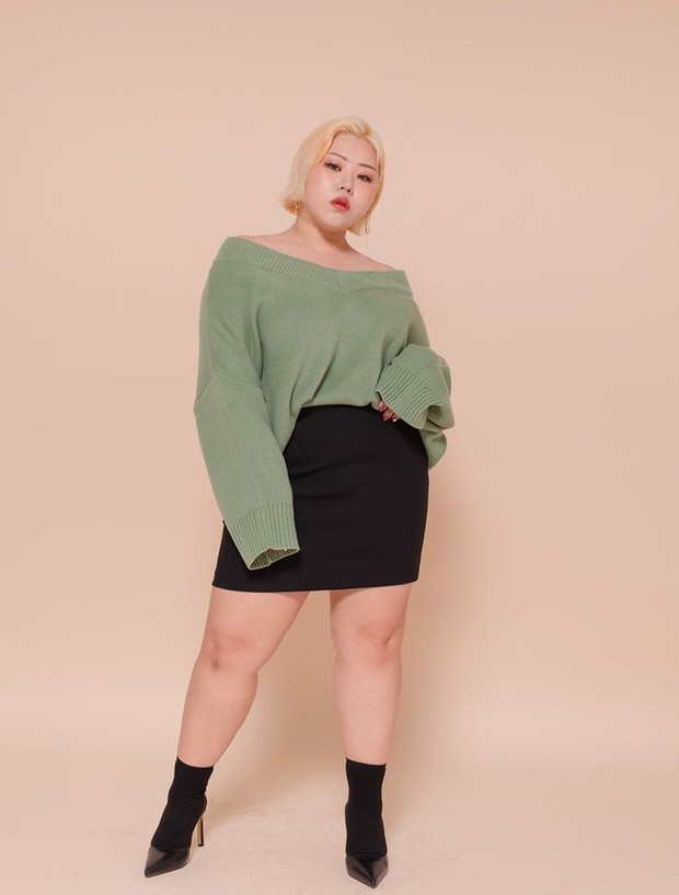 Gaya fashion untuk plus size/Foto: Instagram.com/Evellet Gaya fashion untuk plus