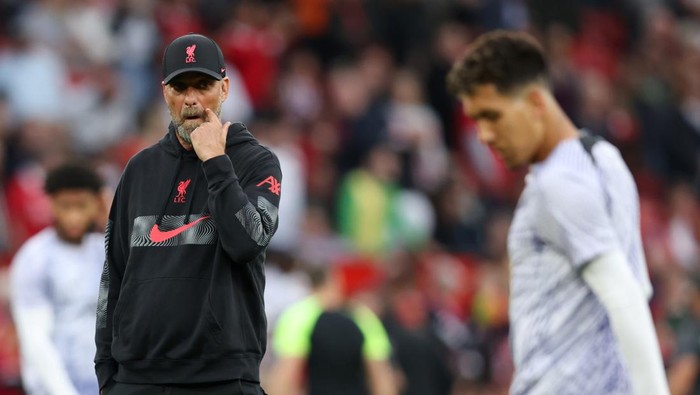 MANCHESTER, ENGLAND - AUGUST 22: Juergen Klopp, Manager of Liverpool reacts prior to the Premier League match between Manchester United and Liverpool FC at Old Trafford on August 22, 2022 in Manchester, England. (Photo by Clive Brunskill/Getty Images)