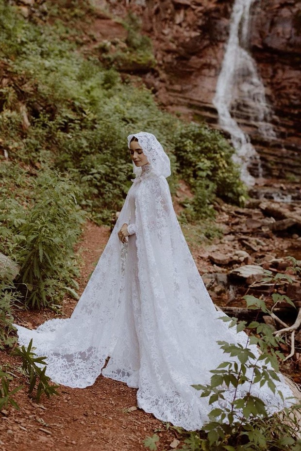 Lily Collins / Foto: Instagram.com/ @lilyjcollins Lily Collins / Foto: Instagram.com/ @lilyjcollins