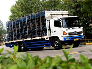 Menakar Dampak Larangan Truk Air Minum Melintas Kala Mudik Lebaran Menakar Dampak Larangan Truk Air Minum Melintas Kala Mudik Lebaran