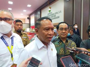 Ditanya soal Proyek Stadion Mattoanging, Menpora: Saya Prihatin Ditanya soal Proyek Stadion Mattoanging, Menpora: Saya Prihatin
