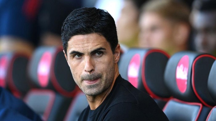 Mikel Arteta BOURNEMOUTH, ENGLAND - AUGUST 20: Mikel Arteta, Manager of Arsenal looks on ahead of the Premier League match between AFC Bournemouth and Arsenal FC at Vitality Stadium on August 20, 2022 in Bournemouth, England. (Photo by Alex Davidson/Getty Images)