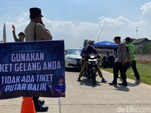 Masih Ada Bobotoh Tak Bertiket Datang ke Stadion GBLA Masih Ada Bobotoh Tak Bertiket Datang ke Stadion GBLA