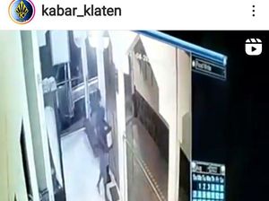 Bermobil, Komplotan Pencuri Kotak Amal Masjid di Klaten Terekam CCTV