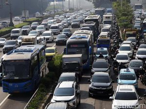 Solusi Macet dengan Beralih ke Angkutan Umum, Ini Strategi Ahli ITB Solusi Macet dengan Beralih ke Angkutan Umum, Ini Strategi Ahli ITB
