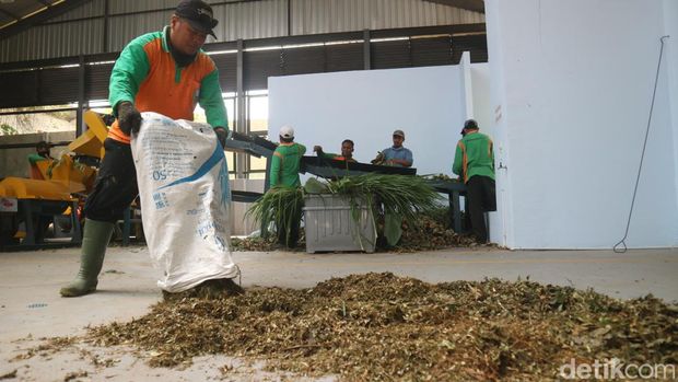 Pusat daur ulang sampah di Kudus, Selasa (23/8/2022).