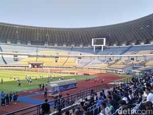 Lawan Bali United, Persib Belum Didampingi Luis Milla Lawan Bali United, Persib Belum Didampingi Luis Milla