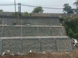 Proyek Tembok Antilongsor Cilebut Ditargetkan Selesai dalam 3 Hari