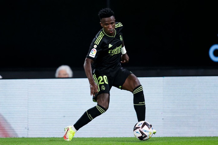 PONTEVEDRA, SPAIN - AUGUST 20: Vinicius Junior of Real Madrid during the La Liga Santander  match between Celta de Vigo v Real Madrid at the Estadio Municipal de Balaidos on August 20, 2022 in Pontevedra Spain (Photo by David S. Bustamante/Soccrates/Getty Images)
