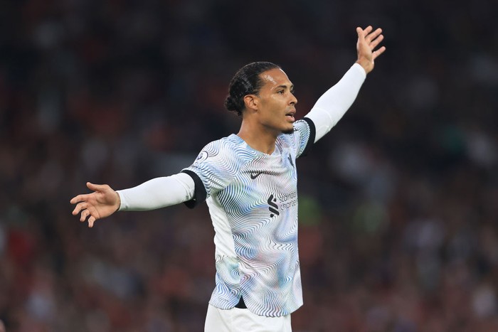 MANCHESTER, ENGLAND - AUGUST 22: Virgil van Dijk of Liverpool during the Premier League match between Manchester United and Liverpool FC at Old Trafford on August 22, 2022 in Manchester, United Kingdom. (Photo by Simon Stacpoole/Offside/Offside via Getty Images)