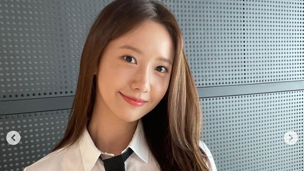 8 Foto Yoona SNSD, Pemain Big Mouth Makin Cantik Setelah Berat Badan Naik 8 Foto Yoona SNSD, Pemain Big Mouth Makin Cantik Setelah Berat Badan Naik