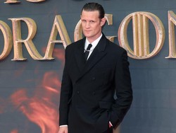Cara Matt Smith Menunggangi Naga Caraxes di House of the Dragon