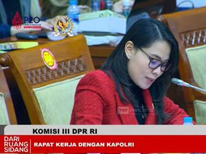 DPR Ungkap Liarnya Isu Motif Pembunuhan Yoshua, Cinta Segi 4 hingga Perjudian DPR Ungkap Liarnya Isu Motif Pembunuhan Yoshua, Cinta Segi 4 hingga Perjudian
