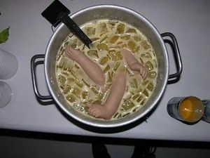 Awas Mual! 10 Dessert Bentuk Usus hingga Otak Manusia