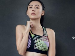 Cecilia Cheung Foto Bareng Ayah, Netizen Riuh Soal Anggota Triad