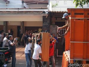Pengadilan Negeri Surabaya Eksekusi Rumah di Jalan Sidosermo PDK Pengadilan Negeri Surabaya Eksekusi Rumah di Jalan Sidosermo PDK