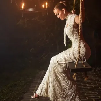 Gaun pengantin Jennifer Lopez rancangan Ralph Lauren