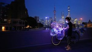 Saat Lanskap Kota Shanghai Gelap Gulita