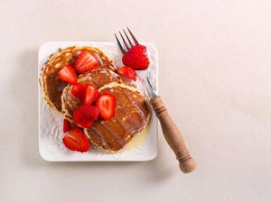 Susu Kental Manis di Pancake Oat yang Kaya Serat, Coba Resep Ini! Susu Kental Manis di Pancake Oat yang Kaya Serat, Coba Resep Ini!