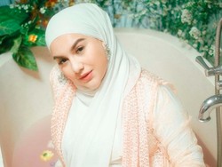 Irish Bella Dinilai Lebih Religius Usai Ammar Zoni Ditangkap karena Narkoba