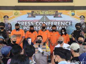 Sejoli di Magetan Bobol Kotak Amal Masjid untuk Kencan