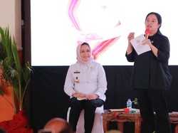 Ketua DPR RI Puan Maharani Sambangi Petani di Menggala