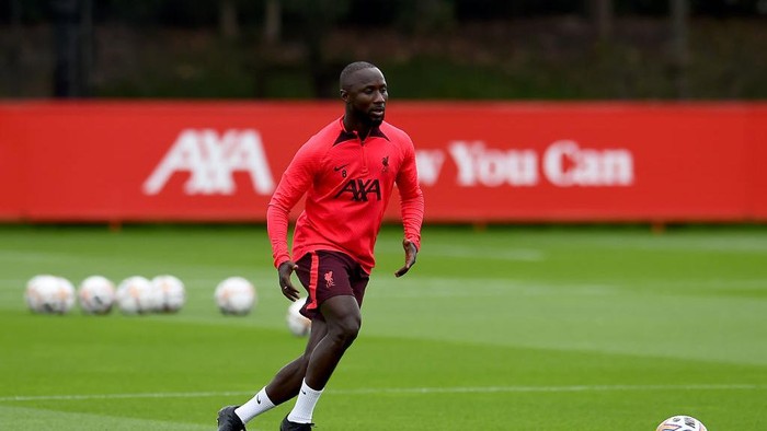 KIRKBY, ENGLAND - AUGUST 18: (THE SUN OUT, THE SUN ON SUNDAY OUT) Naby Keita of Liverpool during a training session at AXA Training Centre on August 18, 2022 in Kirkby, England. (Photo by Andrew Powell/Liverpool FC via Getty Images)